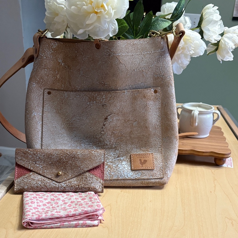 Meanwhile Back On The farm Burch white carry all with scarf and wallet